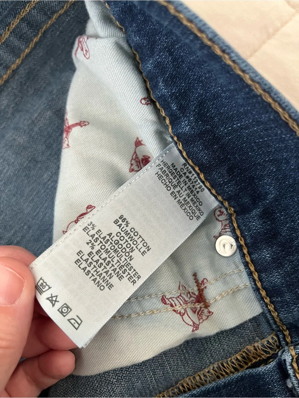EUC True Religion Rocco Relaxed Skinny Jeans - Dark Blue size 34